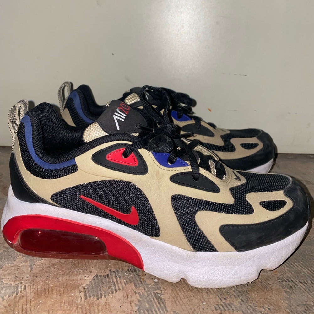Nike kids basketball shoes